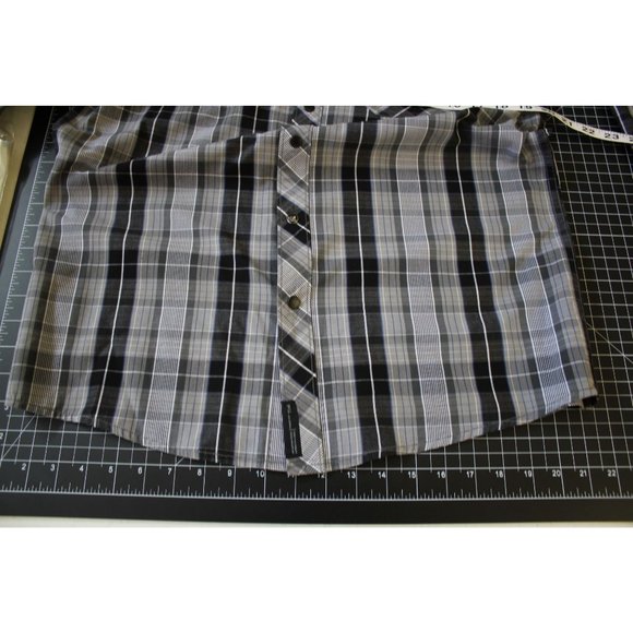 Amp Lify  /Long sleeved button up/ (Size M) Gray/Black - Picture 9 of 15